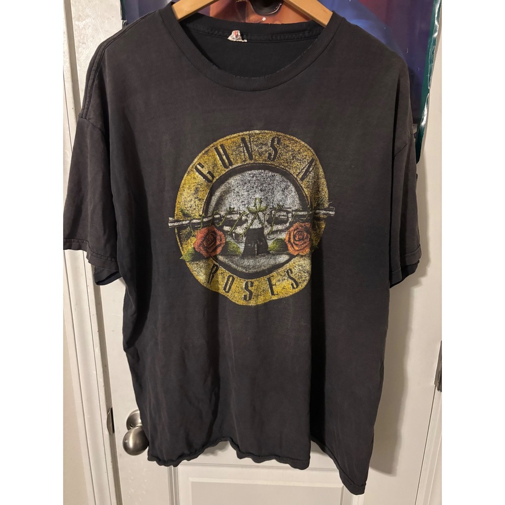 Vintage Guns N Roses Graphic T-Shirt Mens XL Faded Black Rock Band Tee